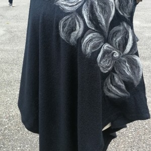 poncho z dzianiny wełnianej czarne