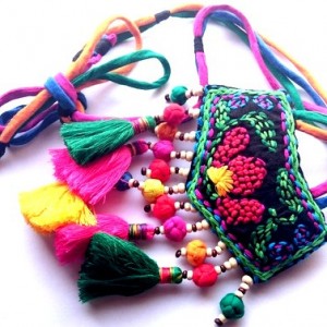 naszyjnik handmade etniczny sznurkowy