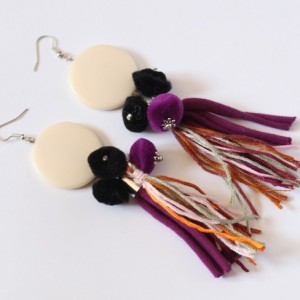 kolczyki pierścieniasta dżdżownica koci włos przemyca