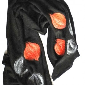 czarny szal damski zimowy z wełną merynosów