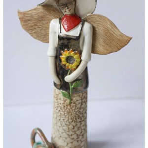 Anioł ogrodniczka z konewką