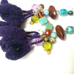 klipsy pompony fioletowe etno boho orientalne handmade