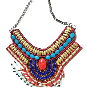 naszyjnik koralikowy w stylu etno boho