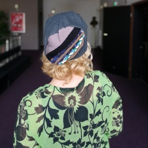 czapka szara damska dzianina w stylu boho etno folk handmade