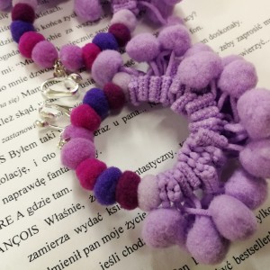 klipsy duże lekkie puchate pompony boho