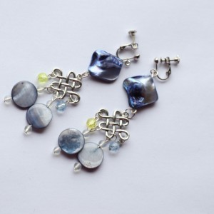 klipsy handmade na szpilkach chadzała bo pazurami ziemie orała C1