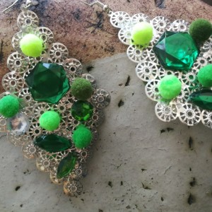 kolczyki długie duże boho kolor zielono- srebrne