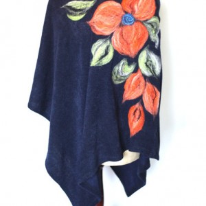 poncho z dzianiny wełnianej granat