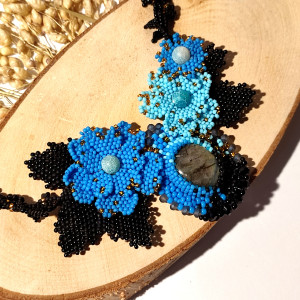 Secret Garden - naszyjnik z labradorytem i agatami