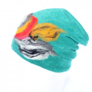 czapka handmade wełniana z kwiatem