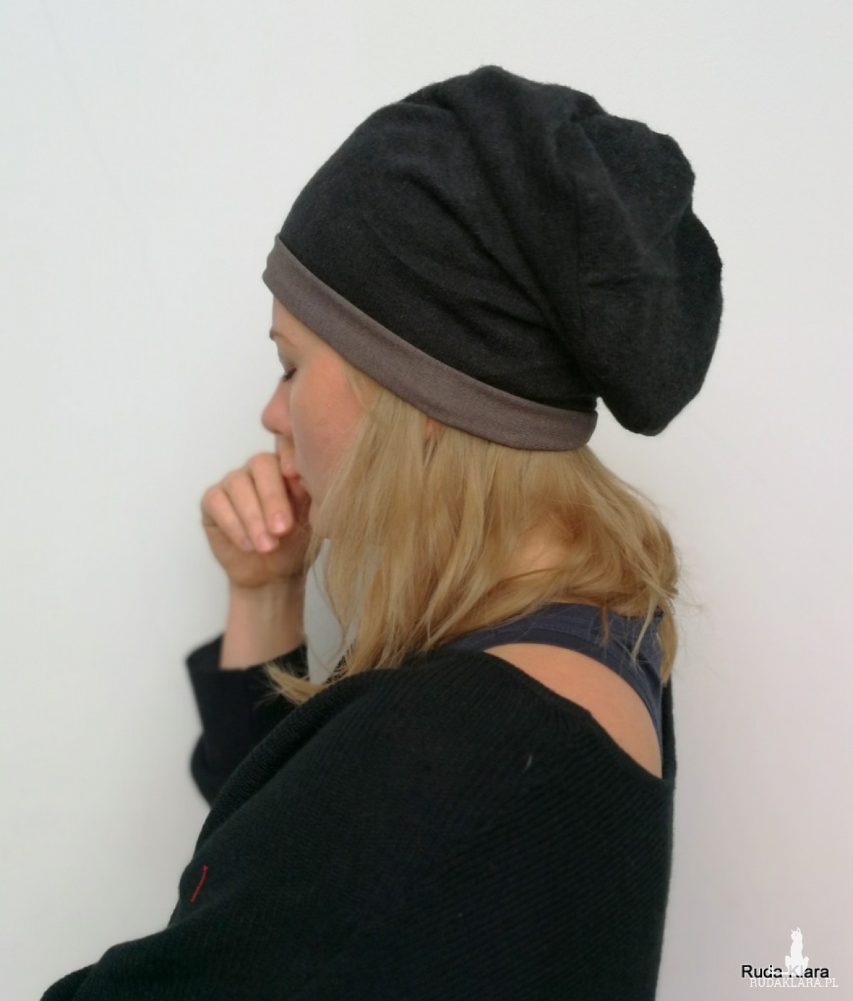 czarna damska czapka z dzianiny swetrowej przylegająca do głowy, czapka dla dziecka