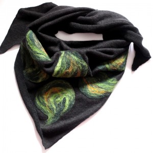 chusta wełniana w kwiaty folkowa