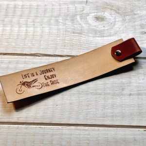 Skórzana zakładka do książki dla motocyklisty