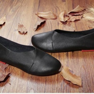 buty "cichobiegi" czarne ze sztucznej skóry mega wygodne roz.36