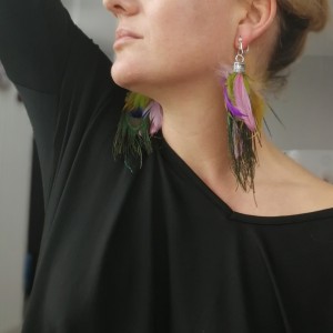 klipsy pióra kolorowe lekkie w stylu boho box x1 pojedyncza sztuka, polecam