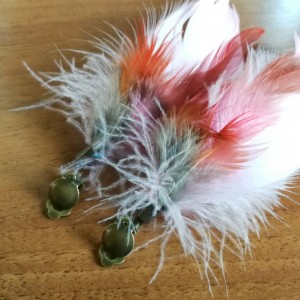 klipsy pióra długie lekkie odcienie różu