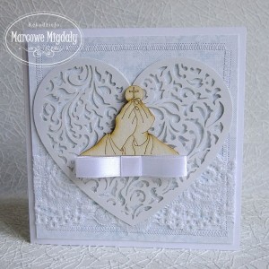 Kartka komunijna z ażurowym sercem, z kieszonką na banknoty