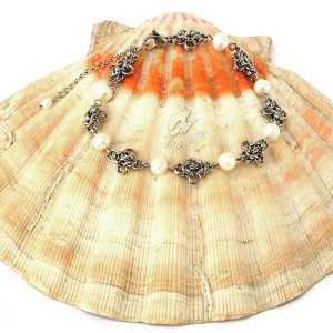 Bransoletka chainmaille z naturalnymi perłami