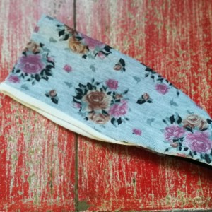 opaska uniwersalna wiosenna z tyłu na gumkę