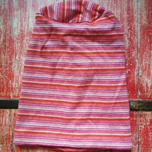 czapka damska wiosenna w paski typ sportowy