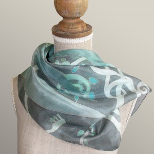 Roślinna w odcieniach zieleni, apaszka jedwabna