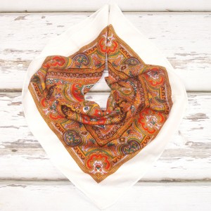 Biały orient apaszka