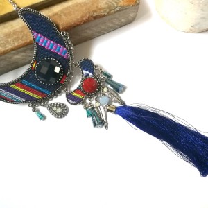 naszyjnik etniczny długi kolorowy z chwostem
