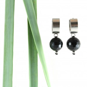 Kolczyki geometryczne z jedną kulką