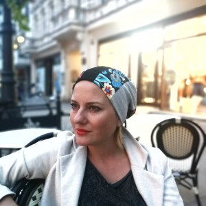 czapka damska patchworkowa smerfetka