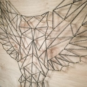 Geometryczny obraz string art sowa