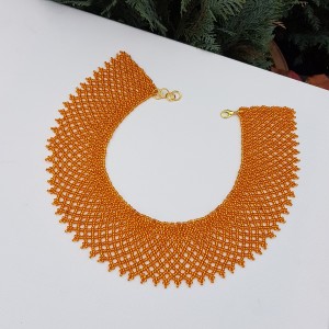 Krywulka w złotym kolorze