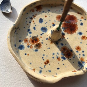 PALOLOPULI podstawka na kadzidełko