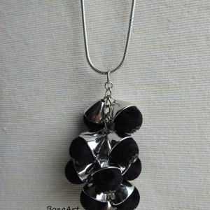 Długi naszyjnik "Srebrno-czarne winogrono"