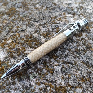 Niepowtarzalny długopis dla miłosnika szybkiej jazdy!