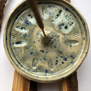 PALOLOPULI podstawka na kadzidełko