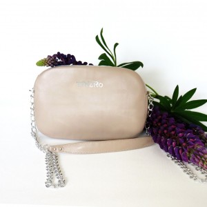 Skórzana torebka-bransoletka beżowa