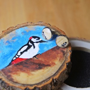 Malowane drewniane kolczyki w ręcznie malowanym pudełku