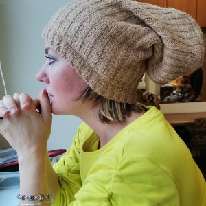 czapka wełniana duża miękka ciepła