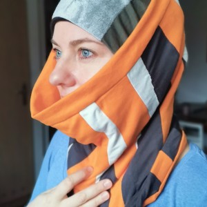 czapka damska i komin w komplecie