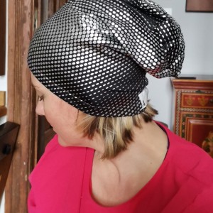 Czapka damska srebrno czarna