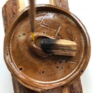 PALOLOPULI podstawka na kadzidełko i palosanto