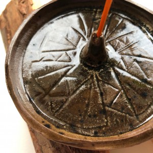 PALOLOPULI podstawka na kadzidełko