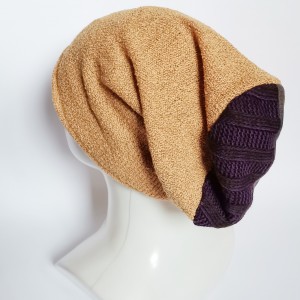 Czapka damska  ciepła smerfetka