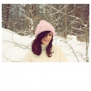 Czapka beanie handmade z wełna pudrowy róż