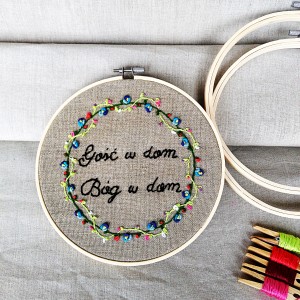 Tamborek haftowany - haft ręczny dowolny napis