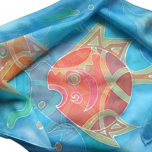 Ręcznie malowana jedwabna chusta Ryby