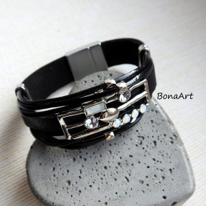 Czarna skórzana bransoletka damska