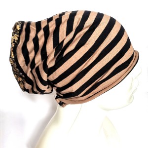 Czapka damska  wiosenna kolorowa