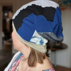 Czapka damska  patchworkowa smerfetka