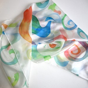 Jedwabna chusta W Słoneczne Plamki malowana